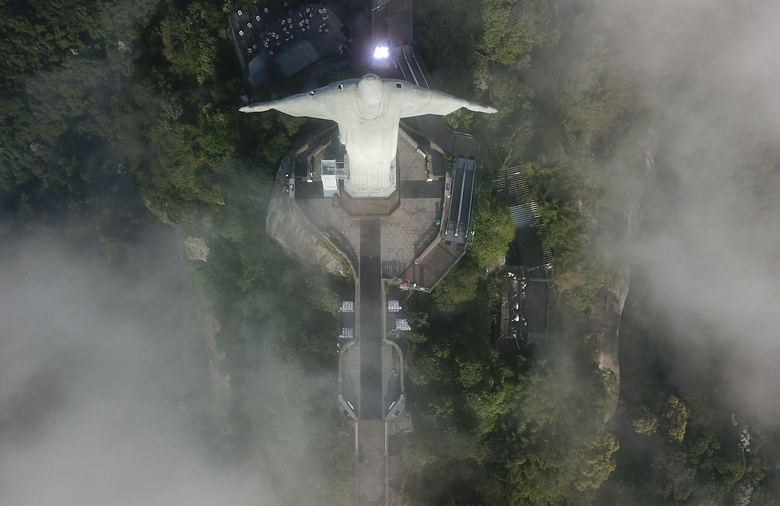 90 Jahre thront die Christusstatue in diesem Jahr auf dem Gipfel des Corcovado über Rio de Janeiro. 