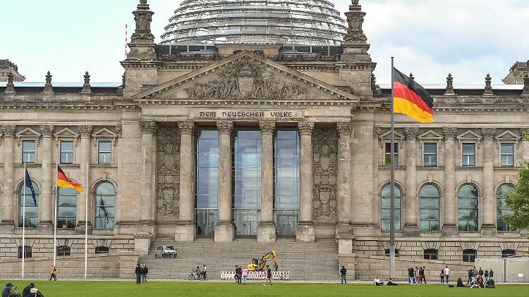 Der Bundestag war eines der Anschlagsziele der mutmaßlich rechtsextremistischen Terrorgruppe.