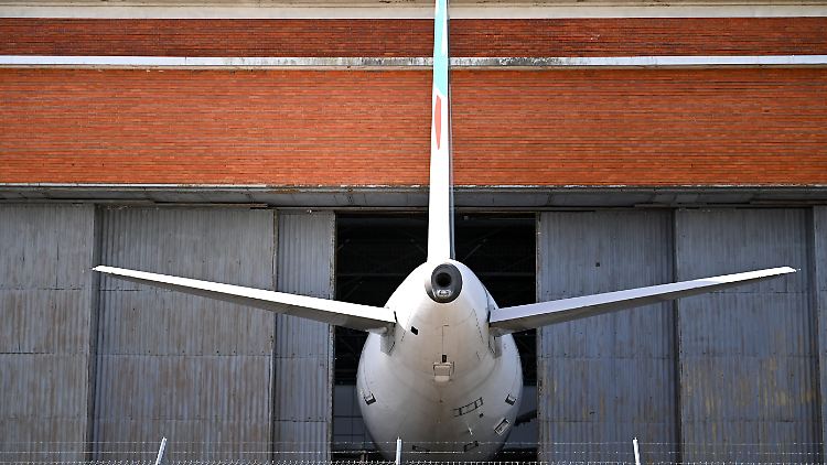 Im vergangenen Jahr machte Air France-KLM einen Verlust von 7,1 Milliarden Euro nach einem Gewinn von 290 Millionen ein Jahr zuvor.