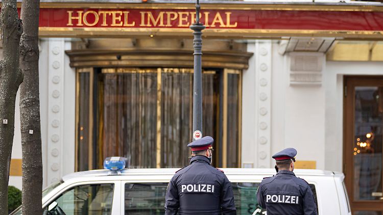 In Wien wird versucht, die Scherben des Atomabkommens mit dem Iran wieder aufzukehren.