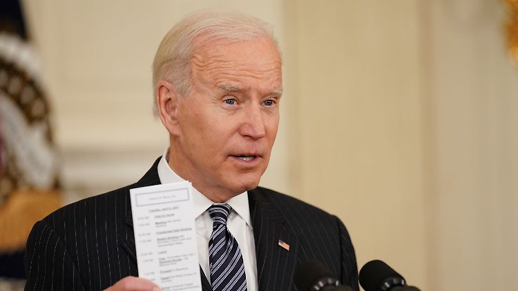 US-Präsident Joe Biden erteilt dem staatlichen Impfausweis eine Absage.