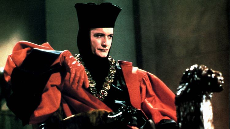 Er wird wieder zum Richter: Q (John de Lancie).