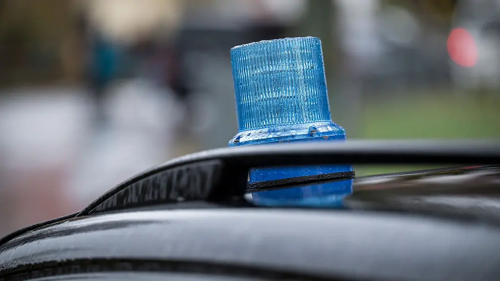 Ein-Bewohner-des-Hauses-rief-die-Polizei