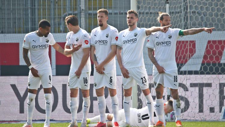 Für Sandhausen geht es erst einmal direkt in die Quarantäne.