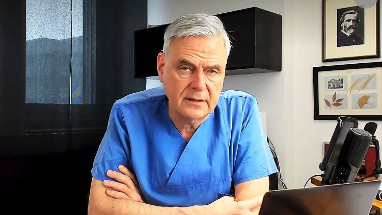 Uwe Janssens ist Chefarzt der Klinik für Innere Medizin und Internistische Intensivmedizin am St.-Antonius-Hospital in Eschweiler. Bis Ende 2020 war er Präsident der Deutschen Interdisziplinären Vereinigung für Intensiv- und Notfallmedizin.