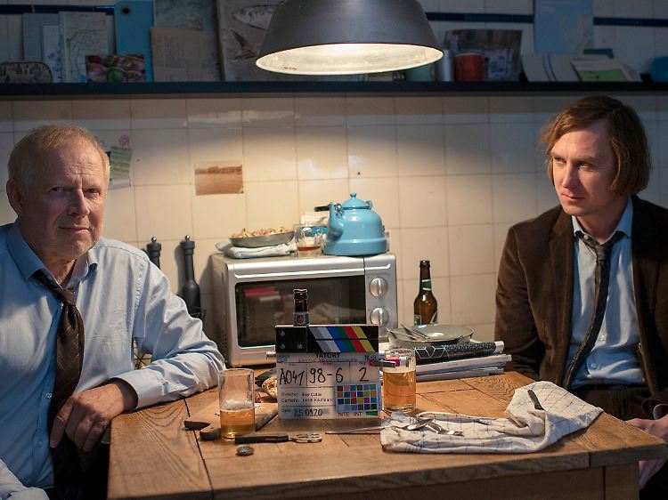 Lars Eidinger (r.) als Kai Korthals schlug brutal und unversöhnlich zu.