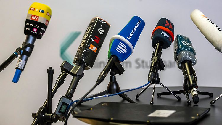 Zum Ende des ersten Corona-Jahres ist das Vertrauen in die Medien deutlich höher als in den Vorjahren. 
