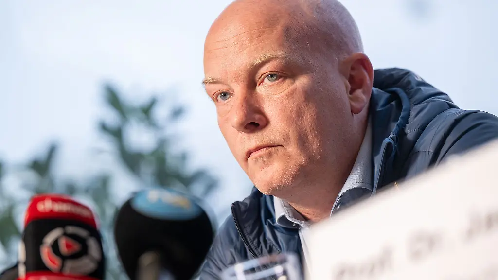 Vor-dem-Landgericht-Muenchen-I-steht-die-teilweise-Neuverhandlung-des-Parteispenden-Prozesses-gegen-den-frueheren-Regensburger-OB-Joachim-Wolbergs-aus-dem-Jahr-2018-19-an