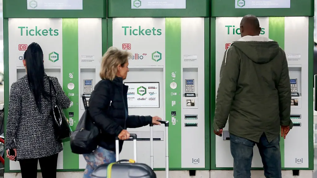 2025-aendert-sich-beim-VRR-einiges-bei-den-Tickets