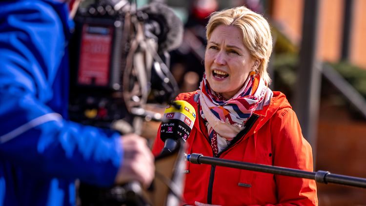 Schwesig unterstützt die Pläne für bundesweit einheitliche Corona-Regeln.