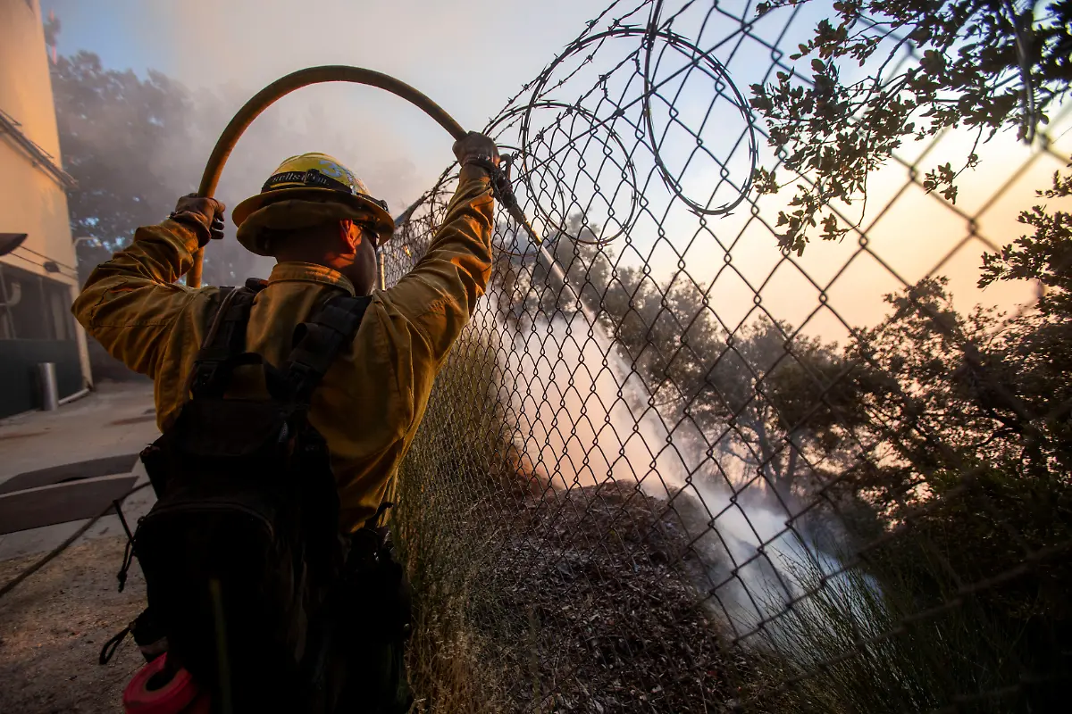 689921c728b5e28bbee4d75ff2887fe6