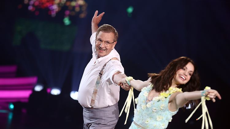 Der Slowfox mit Tanzpartnerin Christina Luft überzeugte am Freitagabend die Jury.