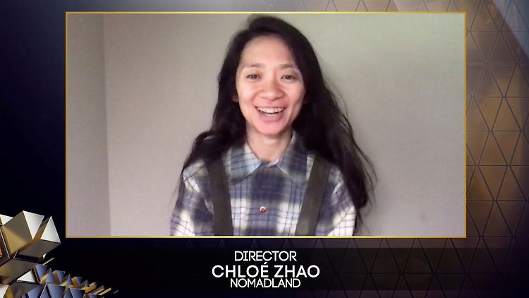 Chloé Zhao wurde für "Nomadland" als beste Regisseurin ausgezeichnet.