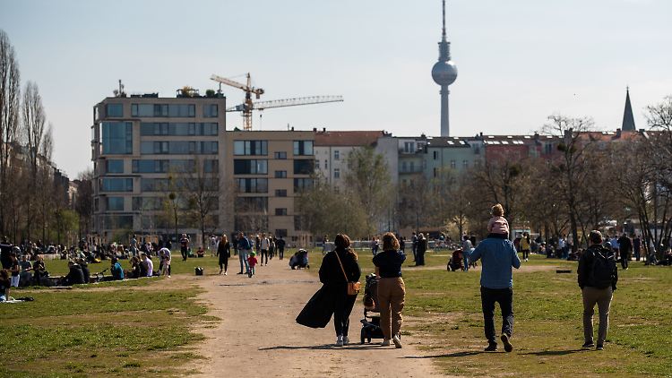 Das Ansteckungsrisiko im Freien ist sehr gering.