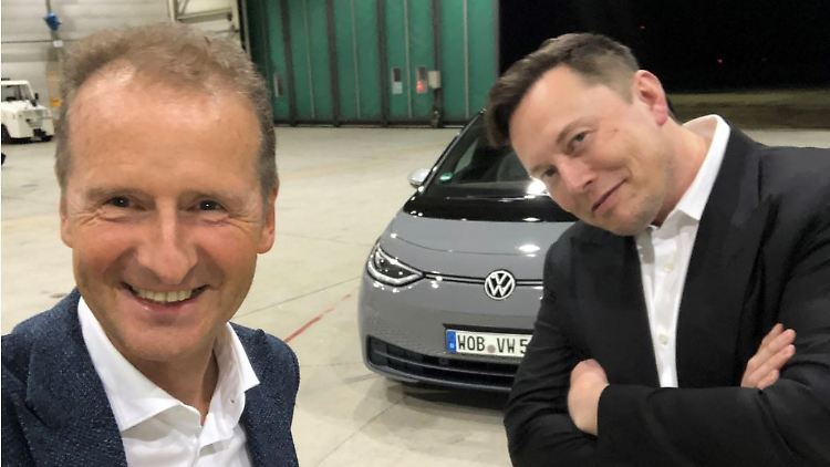 E-Mobilitätstreiber: Musk und Diess testen zusammen den VW ID.3