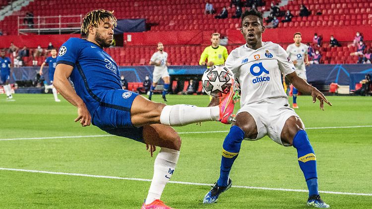 Chelsea gegen Porto in Sevilla.