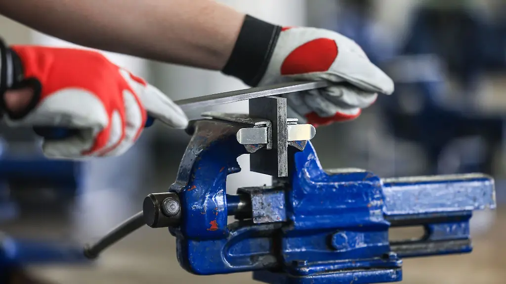 Die-Stimmung-im-Maschinenbau-hellt-sich-nicht-auf