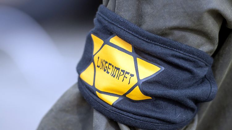 Der Berliner Verfassungsschutz schaut bei den Corona-Protesten künftig genauer hin.