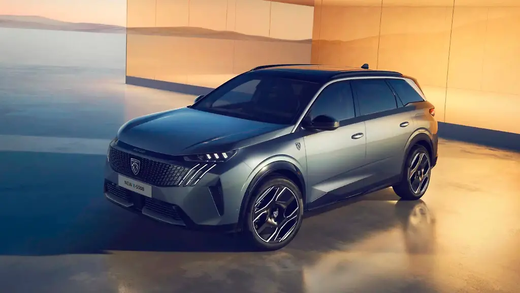 Viel-Platz-und-ein-Preis-zum-Zugreifen-Der-Peugeot-5008-ist-das-Familien-Flagschiff-von-Peugeot