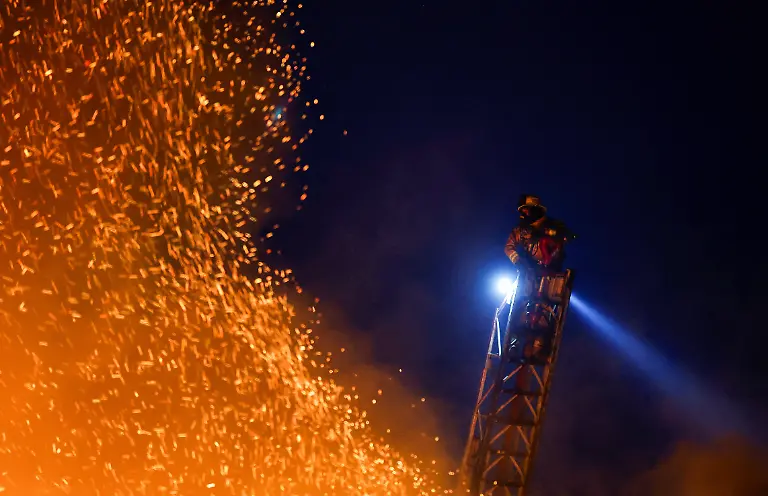 7614af88da10611a7f49739166623119