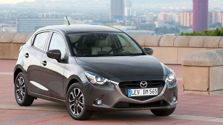 Der Mazda2 ist vielleicht nicht mehr ganz nah am Zahn der Zeit, aber immer sehensnwert und vor allem zuverlässig.