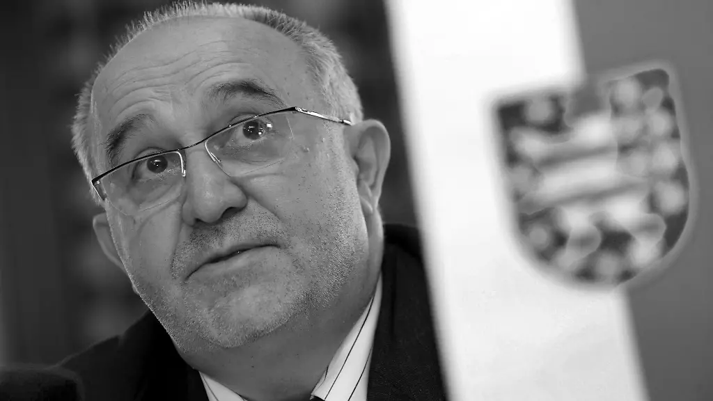 Thueringens-Ex-Agrarminister-Volker-Sklenar-ist-im-Alter-von-80-Jahren-gestorben