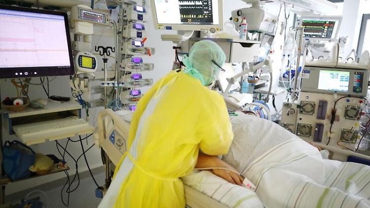 Die Bundes-Notbremse soll eine Überlasung der Kliniken verhindern.