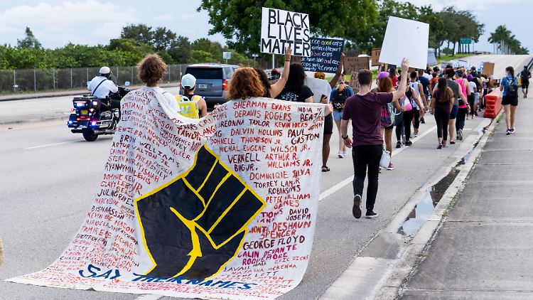Auch in Florida demonstrierten vergangenen Sommer vielerorts Menschen gegen Polizeigewalt und Rassismus. 