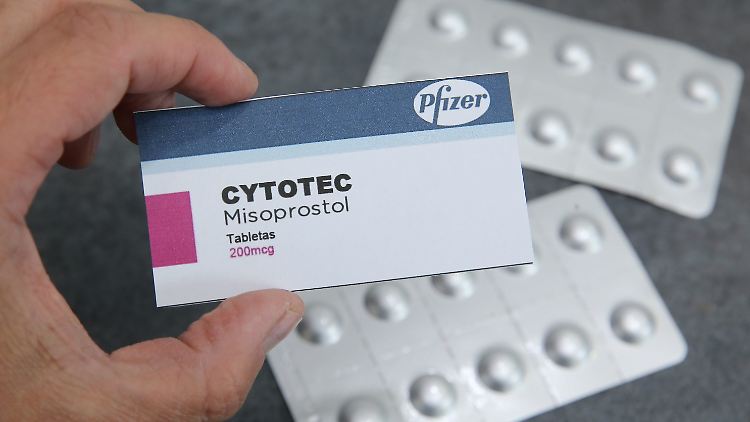 Nach Ansicht des Bundesinstituts für Arzneimittel und Medizinprodukte ist der Einsatz von Cytotec nicht ohne Risiko.