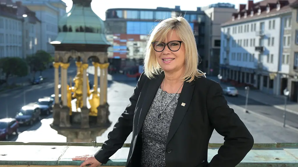 Mein-Eindruck-ist-dass-Intel-das-Projekt-in-Magdeburg-noch-nicht-aufgegeben-hat-Magdeburgs-Oberbuergermeisterin-Simone-Borris