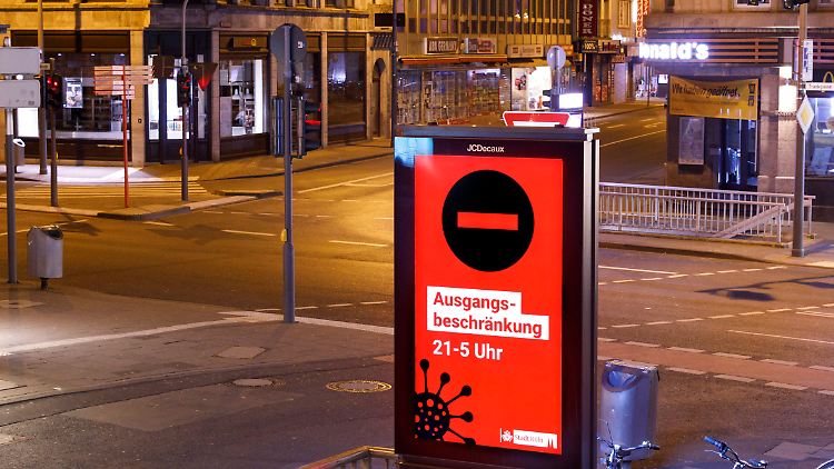"Die reine Anknüpfung an Inzidenzen wird dem Pandemiegeschehen nicht gerecht", sagt Landkreistagspräsident Sager.