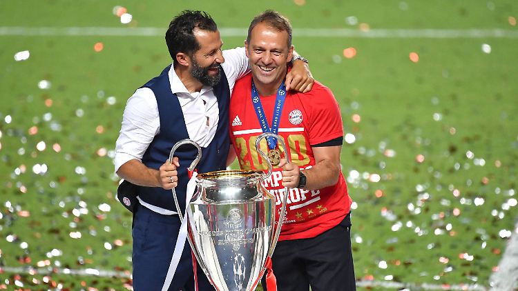 Ein Bild aus anderen Zeiten: Hasan Salihamidzic und Hansi Flick, vereint im Erfolg.