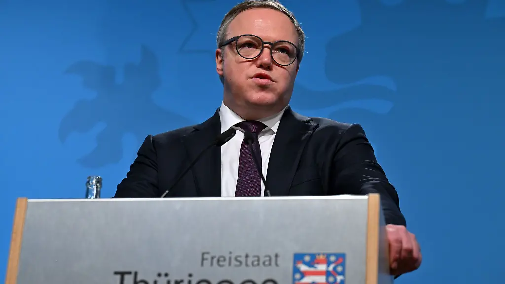 Die-Landesregierung-von-Ministerpraesident-Mario-Voigt-CDU-will-Zulassungsbeschraenkungen-fuer-Lehramt-abschaffen