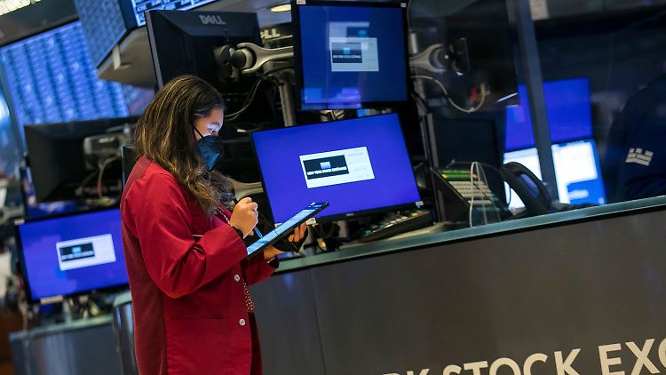 Die Wall Street wartet auf die Quartalszahlen der großen Tech-Namen.