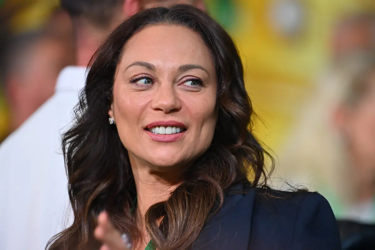 Lilly-Becker-neutral