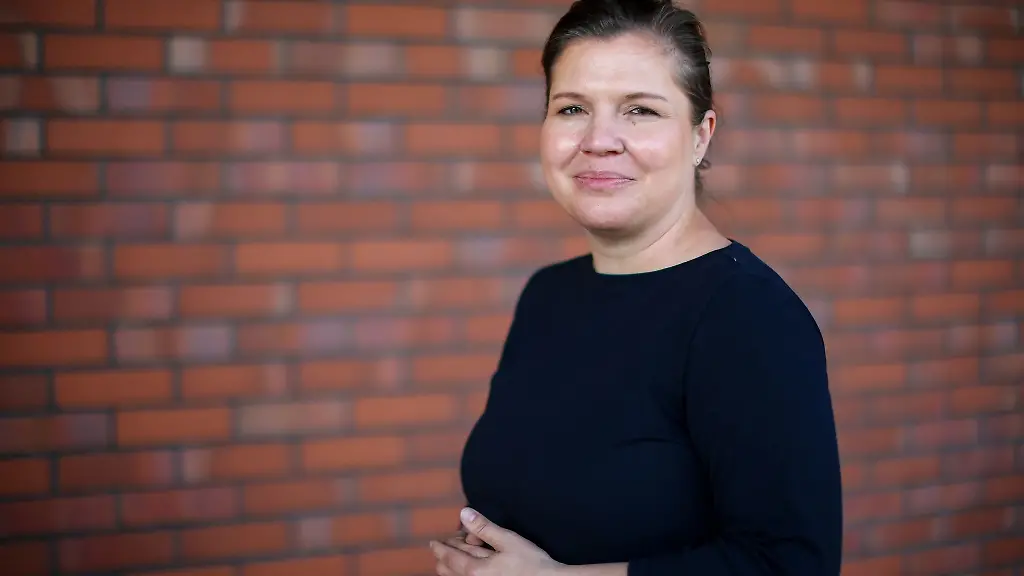 Justizministerin-Weidinger-will-Jura-Studierenden-eine-Sicherheit-bieten-falls-sie-die-erste-juristische-Pruefung-nicht-bestehen