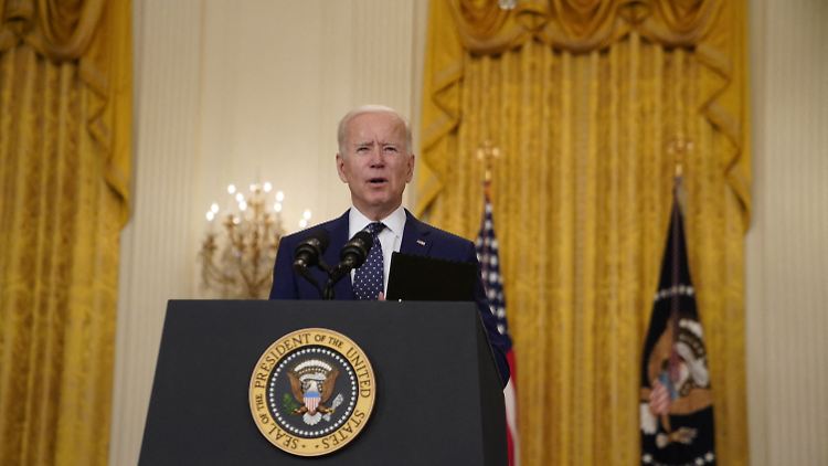 US-Präsident Joe Biden sagte nach dem Telefonat mit Floyds Angehörigen: "Sie sind eine gute Familie."