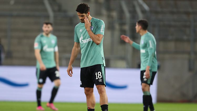 Die Spieler des FC Schalke 04 lassen sich vom Hass, der ihnen entgegengeschlagen ist, nicht einschüchtern.
