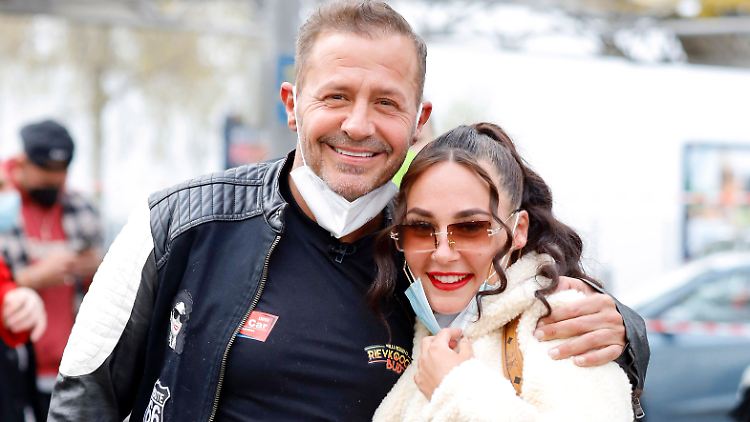 Vater und Tochter vereint - das Bild entstand erst vor fünf Tagen: Willi und Alessia-Millane Herren.