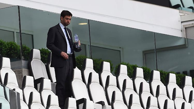 Um Andrea Agnelli wurde es schnell sehr einsam.