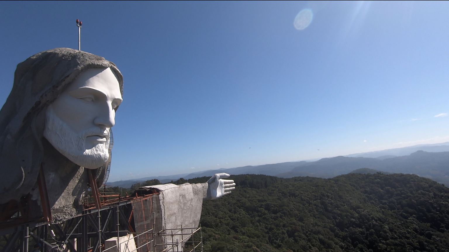 Die Kleinstadt Encantado im südbrasilianischen Bundesstaat Rio Grande will demnächst mit einem Projekt der Superlative Touristen anziehen.  