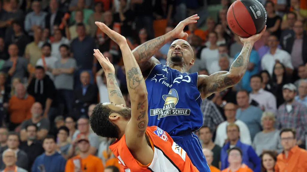 Jordan-Theodore-r-bleibt-bis-zum-Saisonende-bei-den-Frankfurt-Skyliners