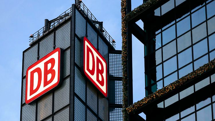 Die Bahn bekommt Milliardenhilfen - die sollen aber nicht in Vorstands-Boni fließen.