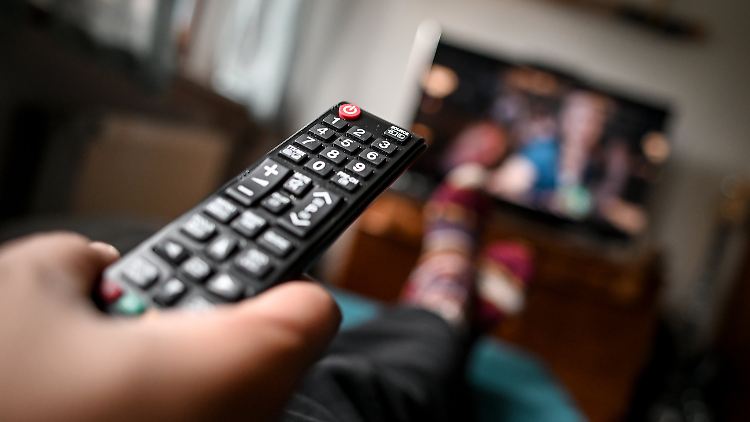 Streamen statt Fernsehen: Das macht nur mit einer schnellen Internetverbindung Spaß.