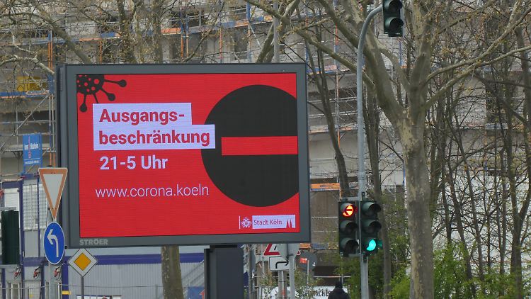 Städte wie Köln setzen derzeit auf Ausgangbeschränkungen.