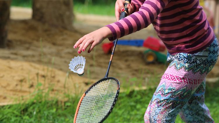 Sport von Kindern bleibt im Freien erlaubt - sogar mit bis zu vier anderen Freunden.