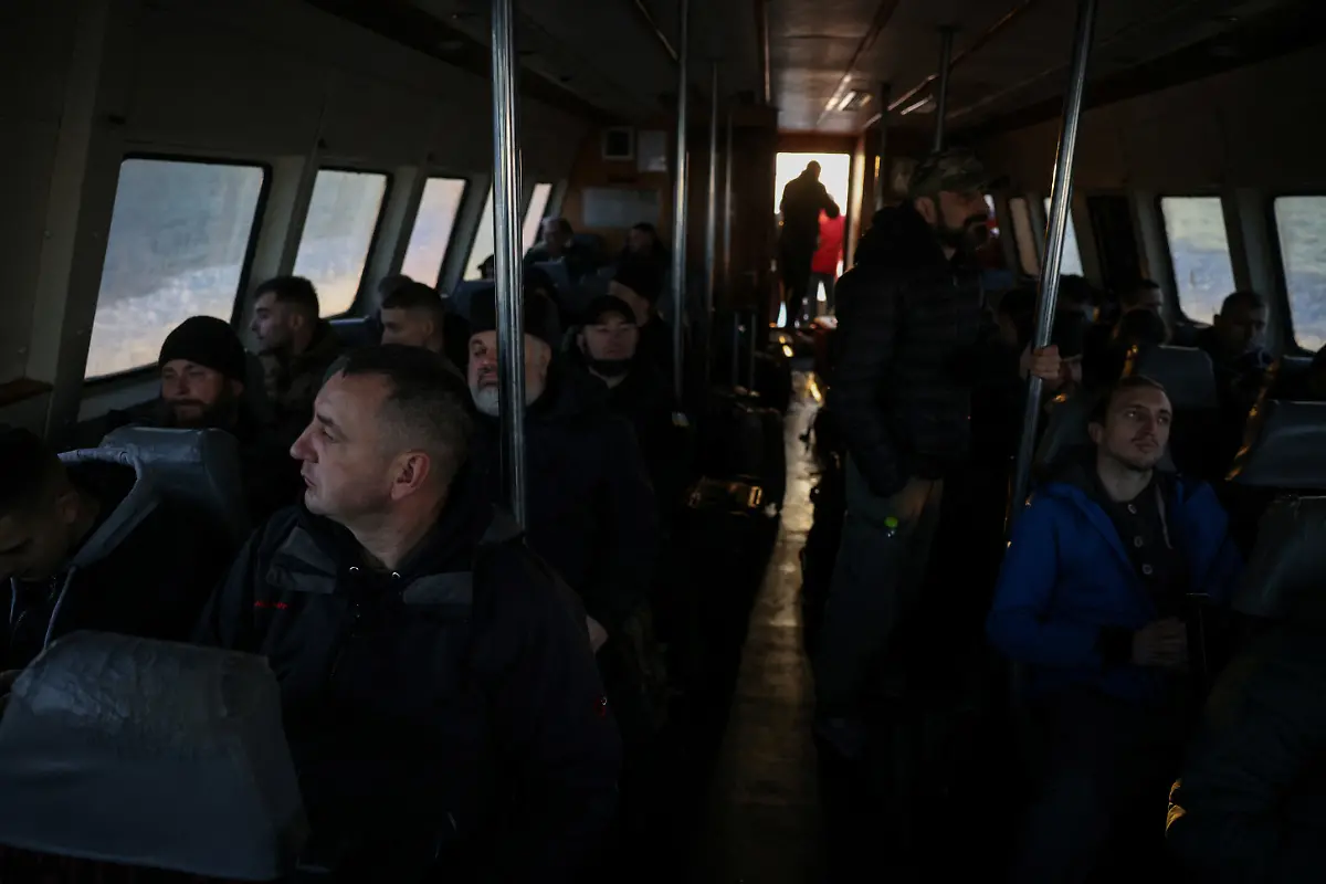 2025-01-03T080139Z-267967190-RC2IDBA837JK-RTRMADP-3-UKRAINE-CRISIS-GREECE-MOUNT-ATHOS