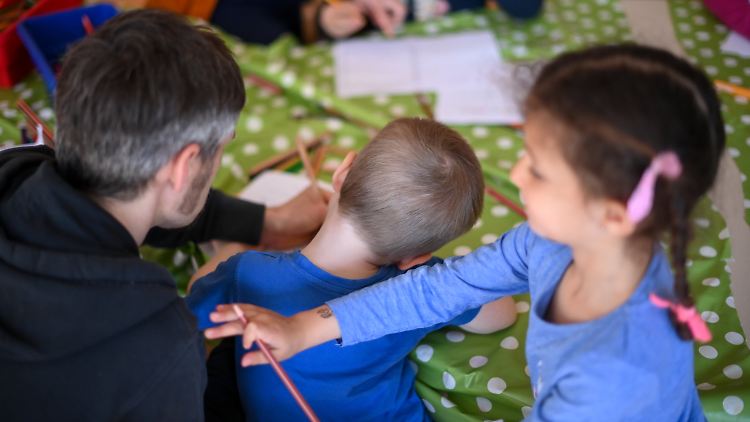 In der Arche, wie hier in Berlin-Hellersdorf, werden wegen der Pandemie aktuell weniger Kinder als sonst betreut.