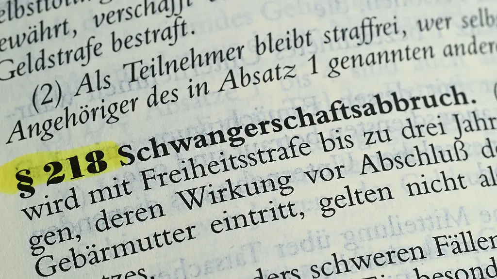 Eine-Schwangerschaft-stellt-manche-Frauen-aus-Sicht-der-evangelischen-Landesbischoefin-von-Baden-vor-schwerwiegende-ethische-Entscheidungen