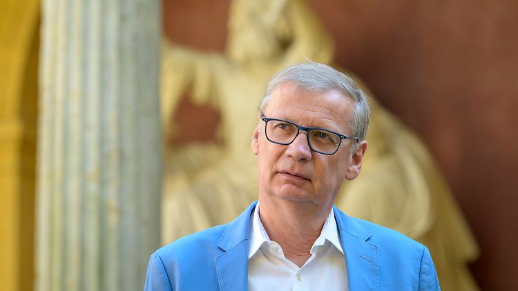 Günther Jauch hatte einen milden Covid-Verlauf, inzwischen fühlt er sich wieder relativ fit. 